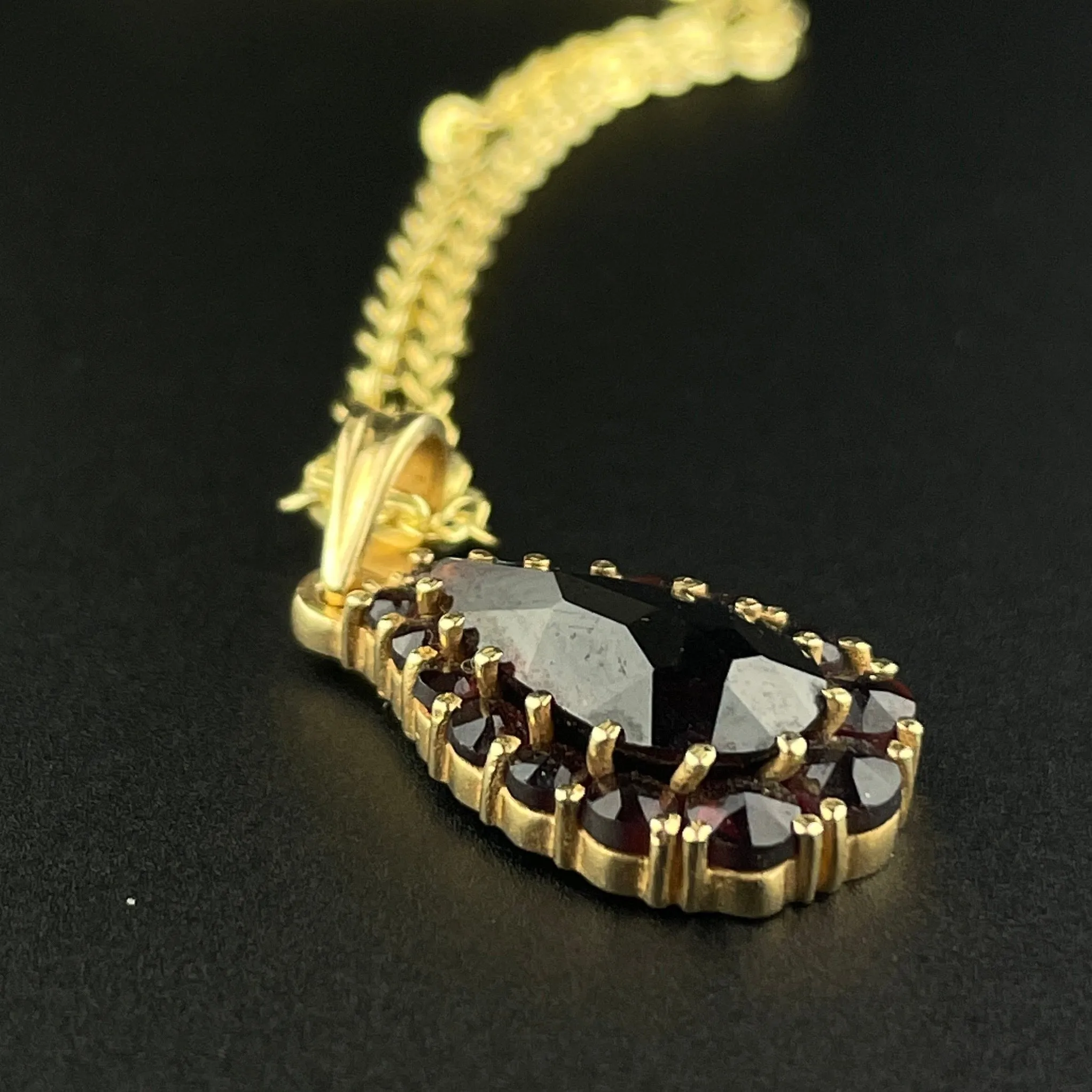 14K Gold Antique Rose Cut Garnet Pendant Necklace