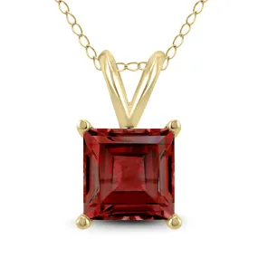 14K Yellow Gold 6Mm Square Garnet Pendant