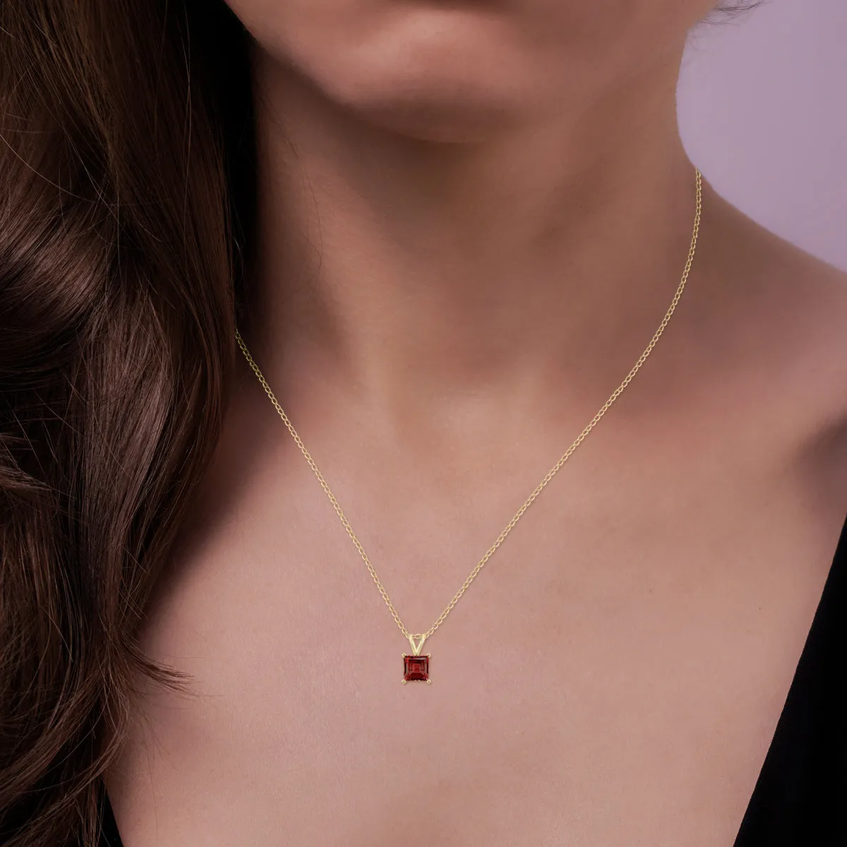 14K Yellow Gold 6Mm Square Garnet Pendant