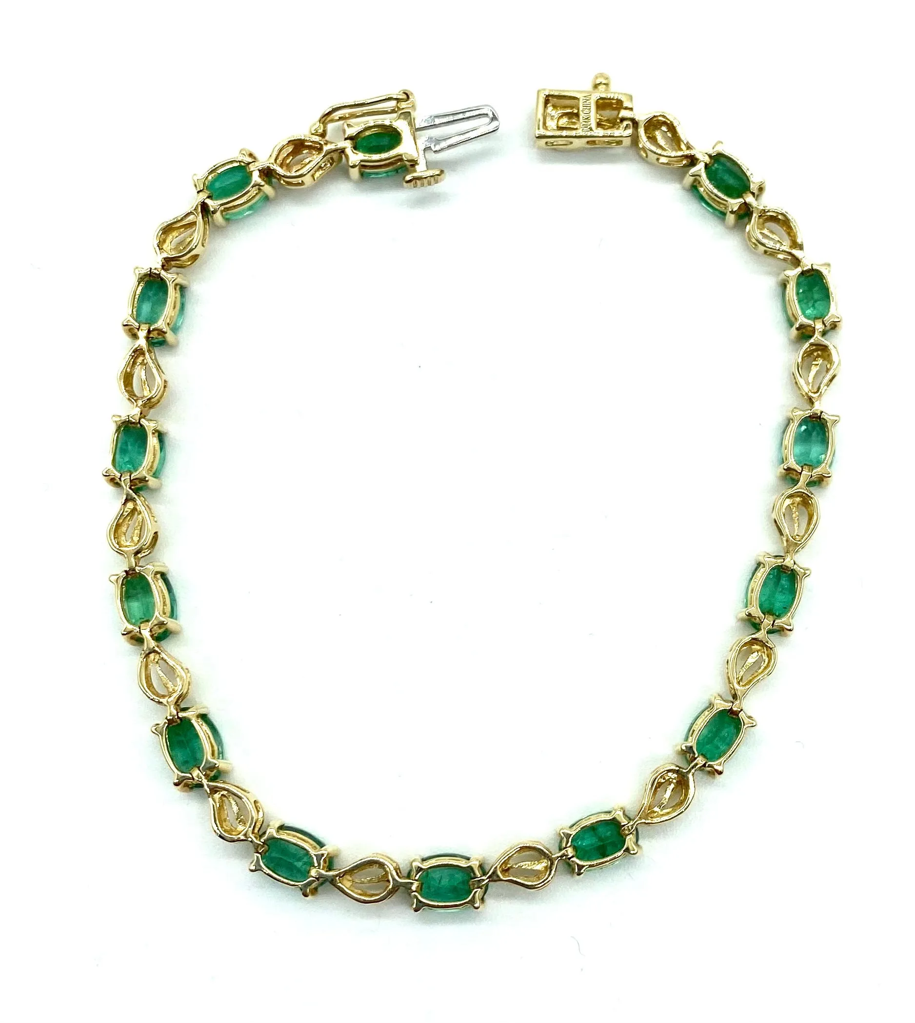 7.50ctw Emerald Bracelet