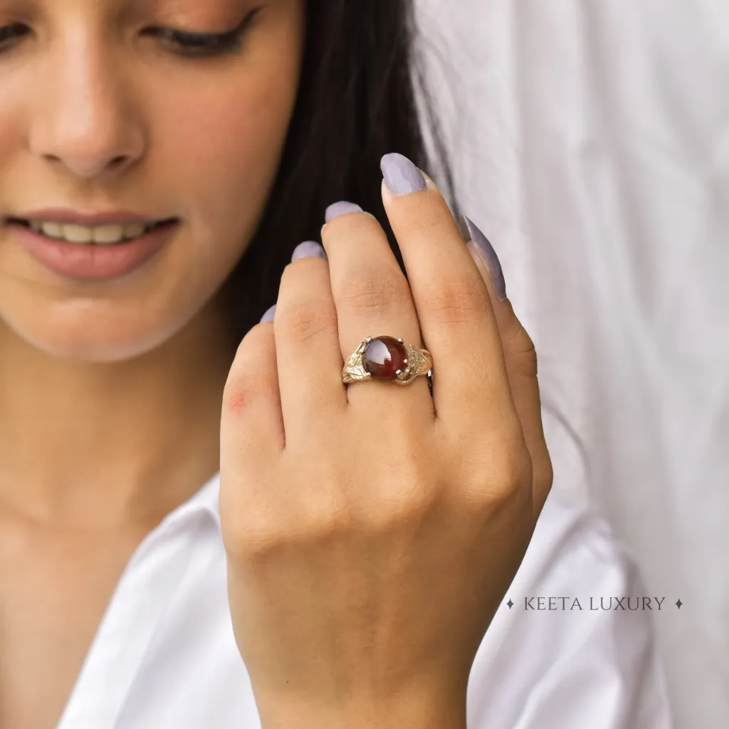 Earthy Leaf - Garnet Ring