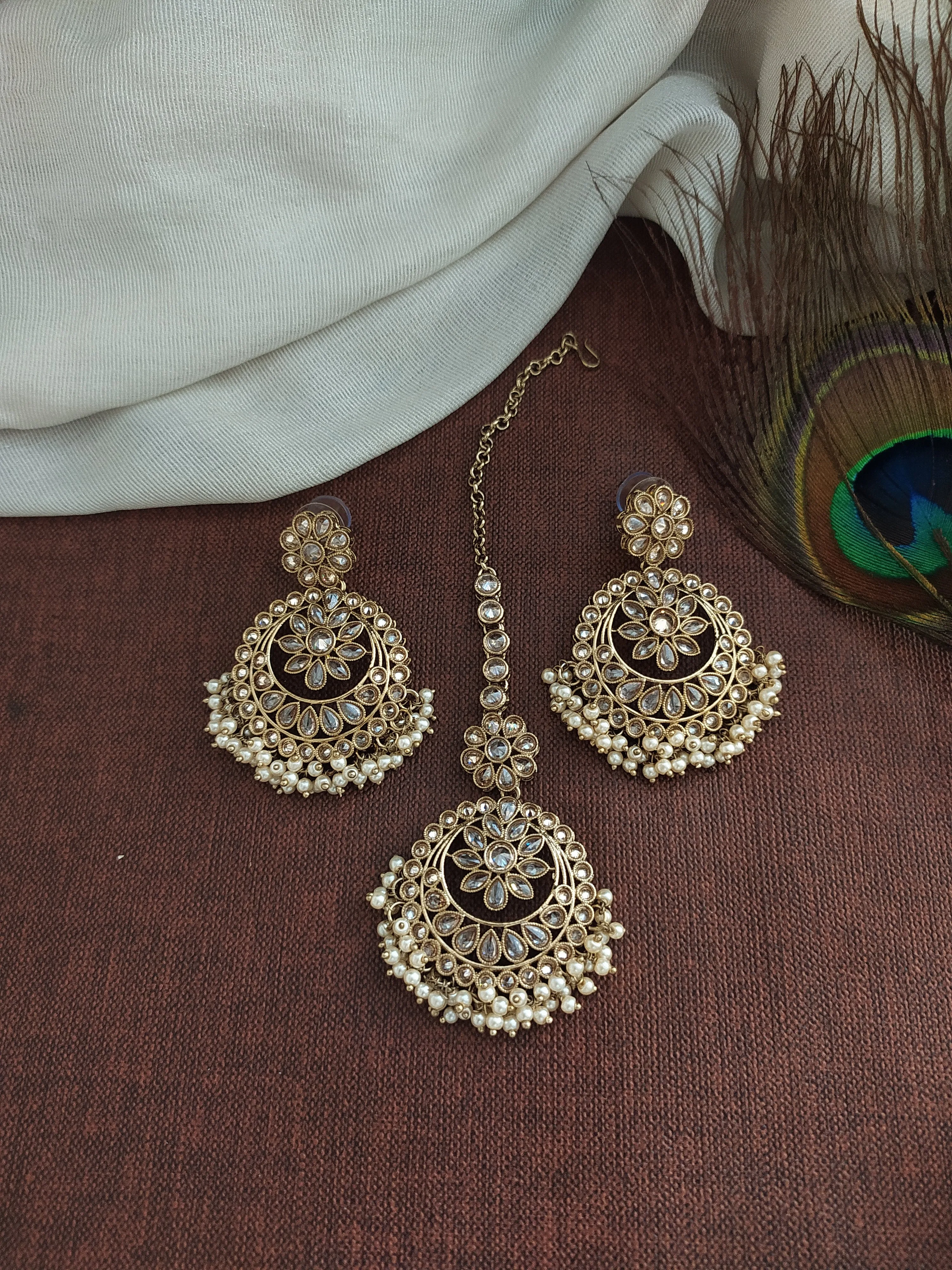 Embrace the Spirit of Uncut Polki Stones Mehendi Necklace Set in Trending Colors