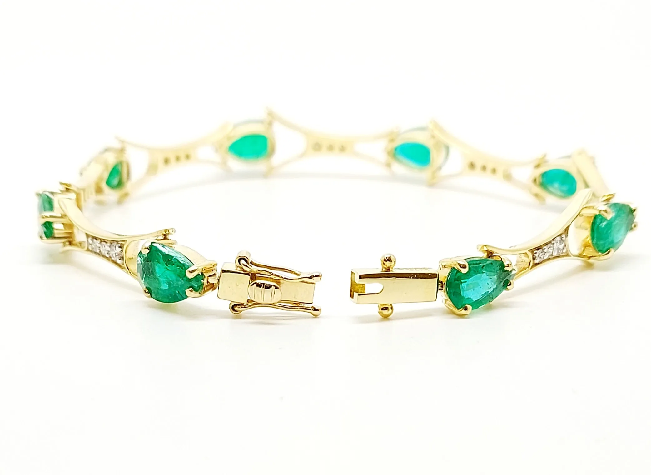 EMERALD & DIAMOND DROP BRACELET AD NO: 2833