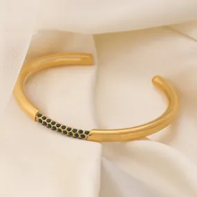 Emerald Elegance Gold Circular Bracelet