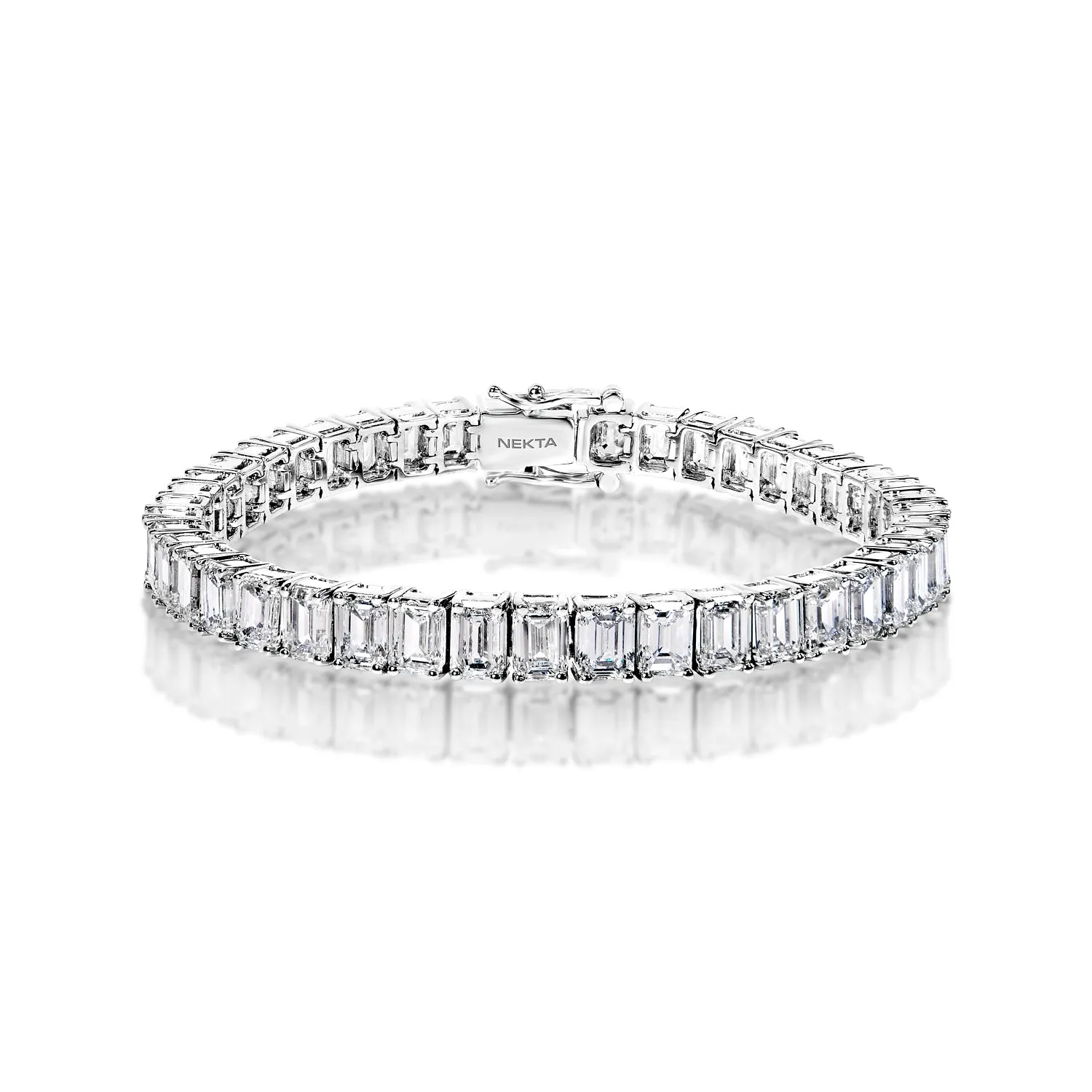 Litisha 23 Carat Emerald Cut Lab-Grown Single Row Diamond Tennis Bracelet in 14k White Gold