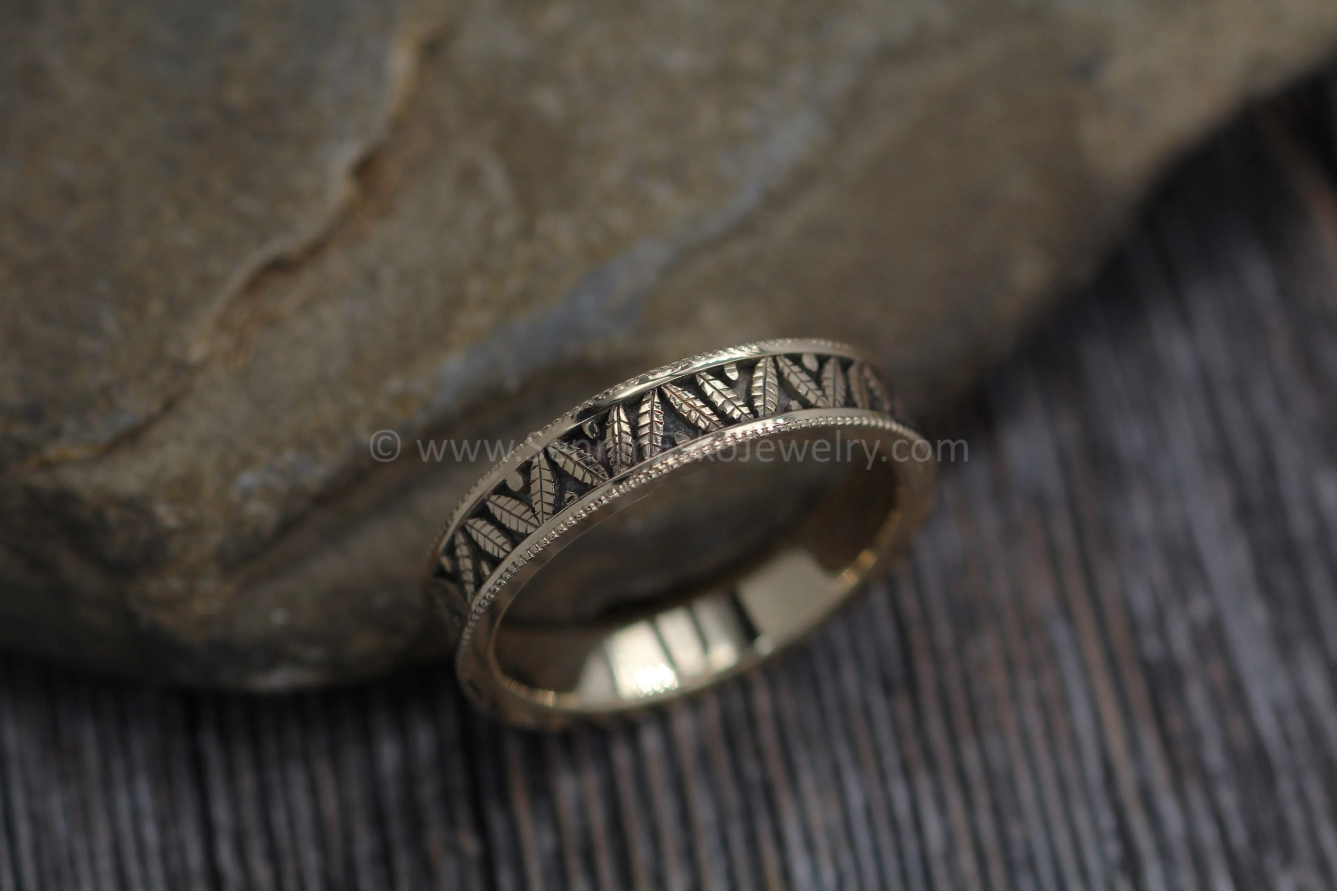 Mens Leaf Ring 5.5mm Width - Hand Engraved with Milgrain Edging