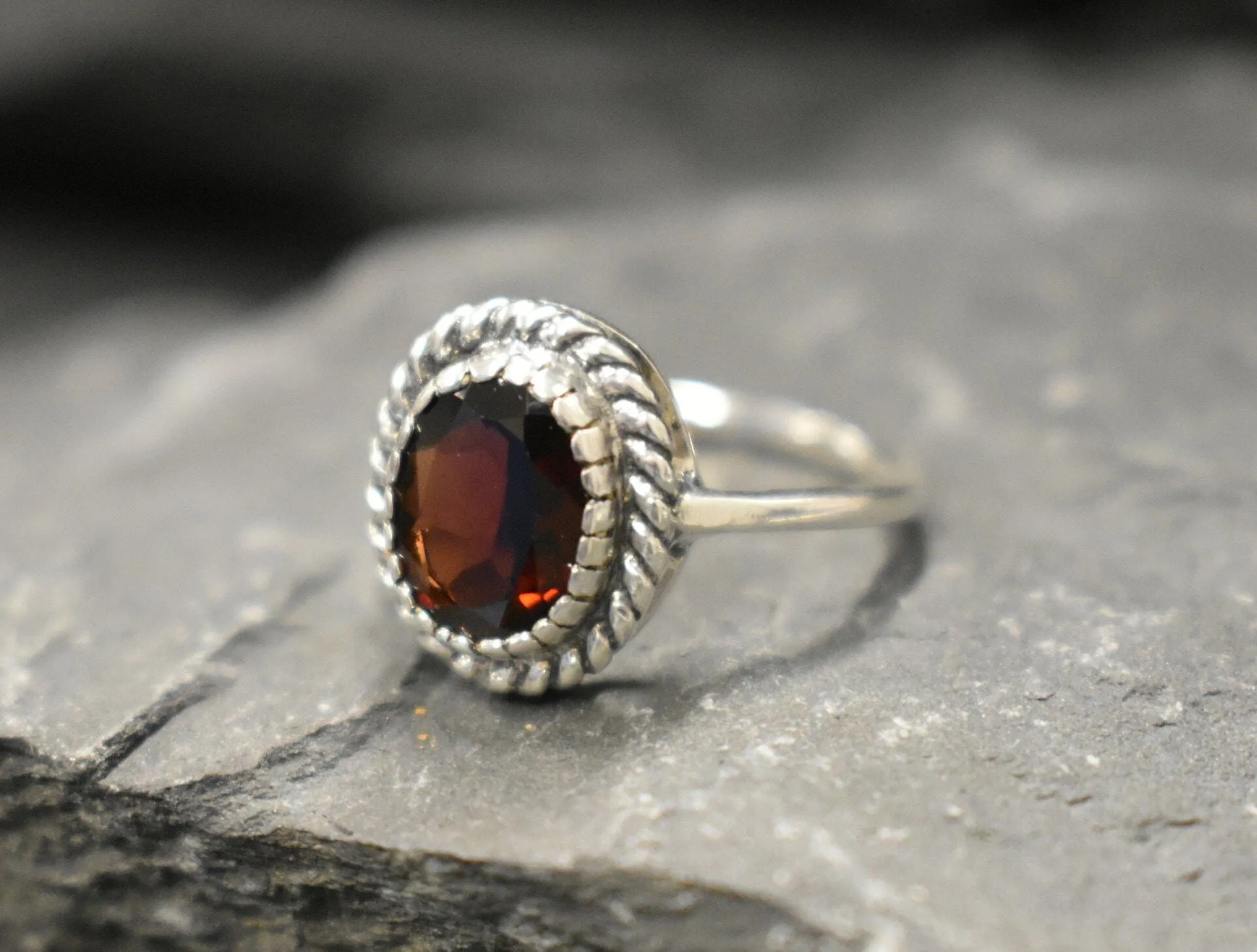 Natural Red Garnet Ring - Garnet Vintage Ring - Red Oval Statement Ring