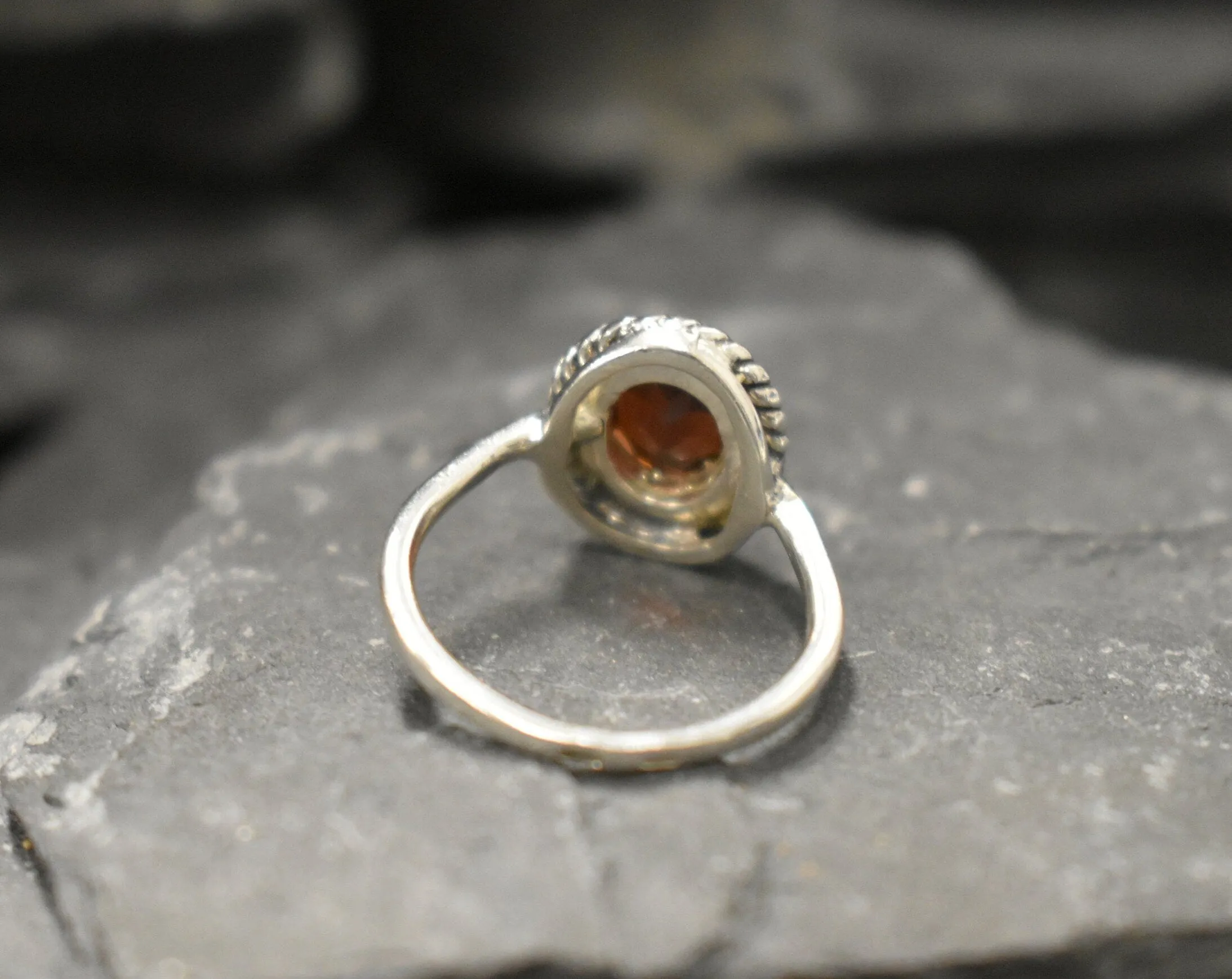 Natural Red Garnet Ring - Garnet Vintage Ring - Red Oval Statement Ring