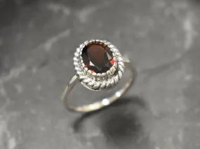 Natural Red Garnet Ring - Garnet Vintage Ring - Red Oval Statement Ring