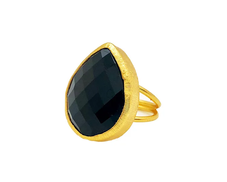 ONYX TEARDROP RING