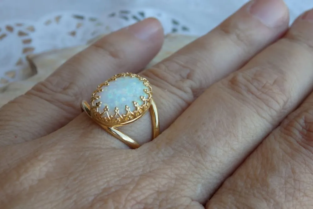 Opal Gold Ring