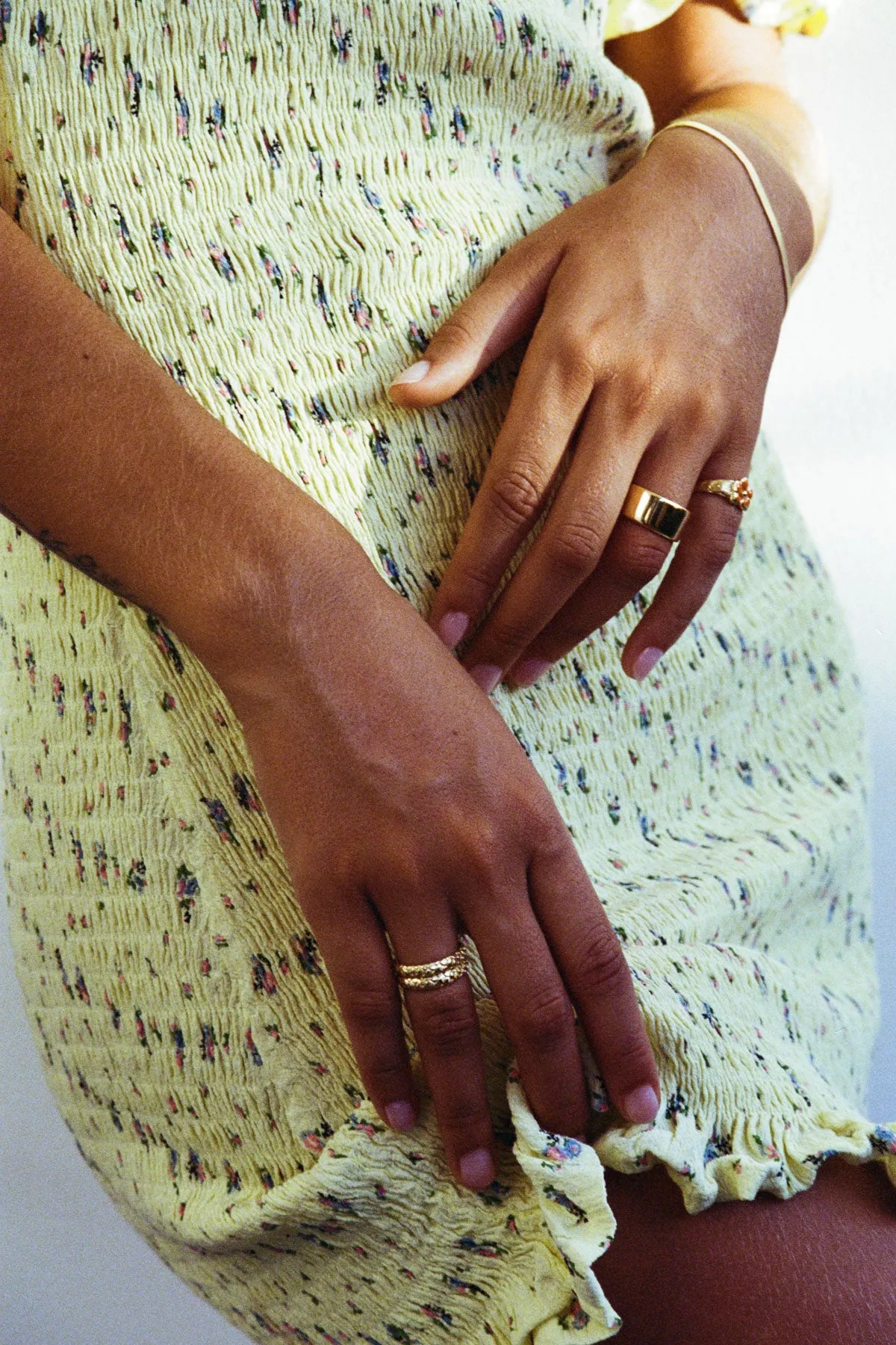 Palm trunk ring gold plated