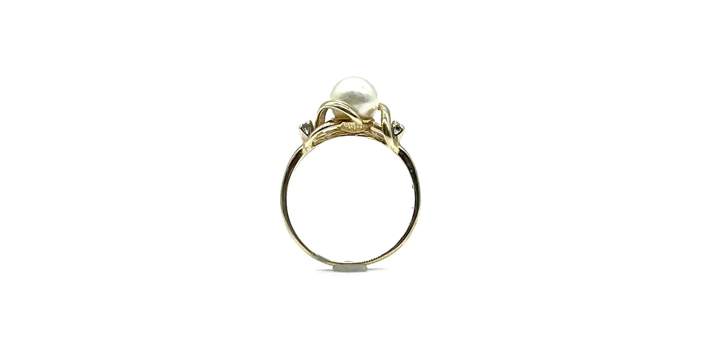 Pearl and Diamond Ring