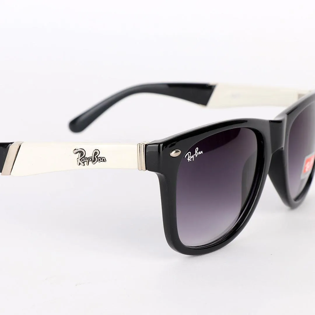 Ray-Ban Wayfarer Black and White Handle Sunglasses