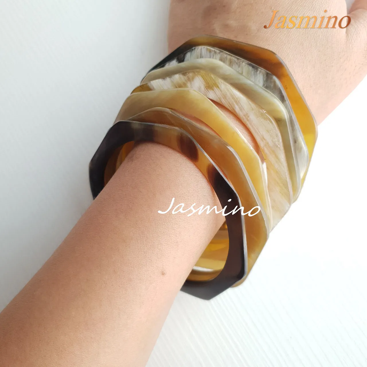 Rustic Handmade Bracelet J17790, Made by Natural Material