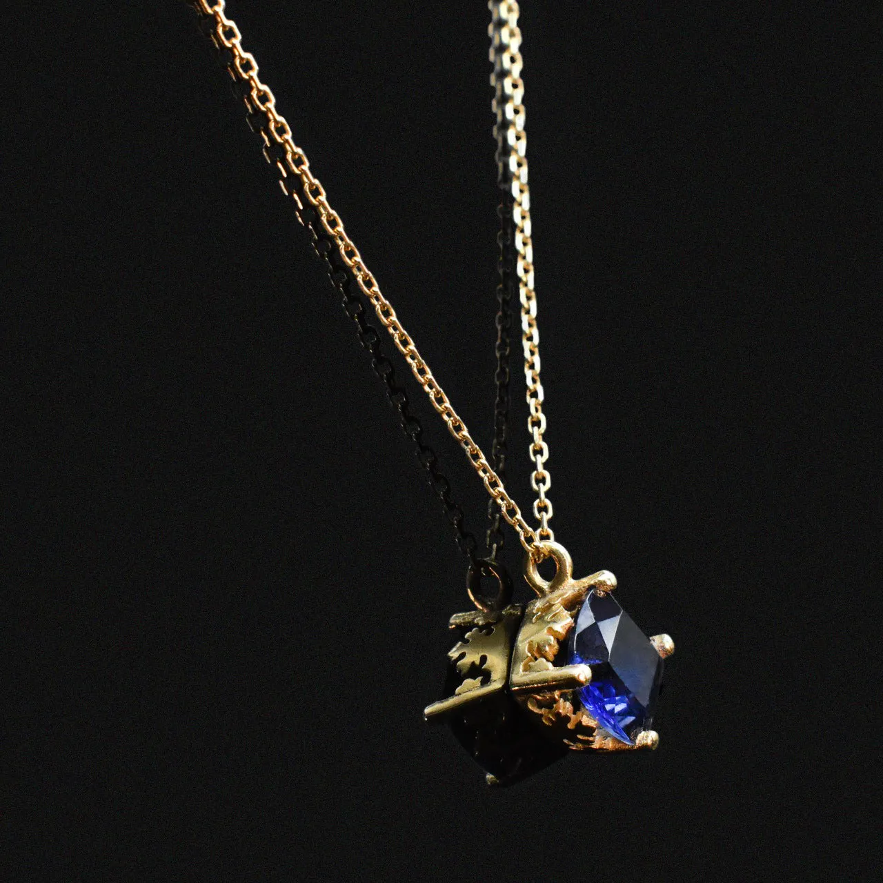 The Crown Pendant In Gold