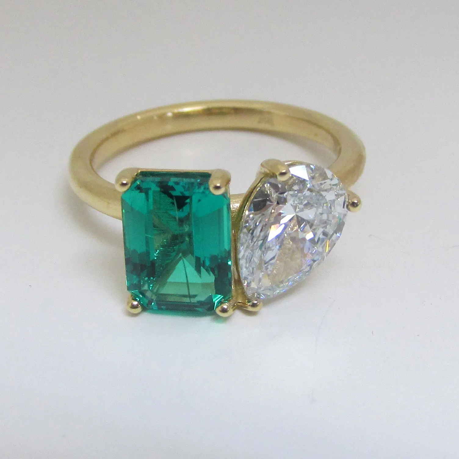 Toi Et Moi Ring Emerald And Diamond 18kt Yellow Gold