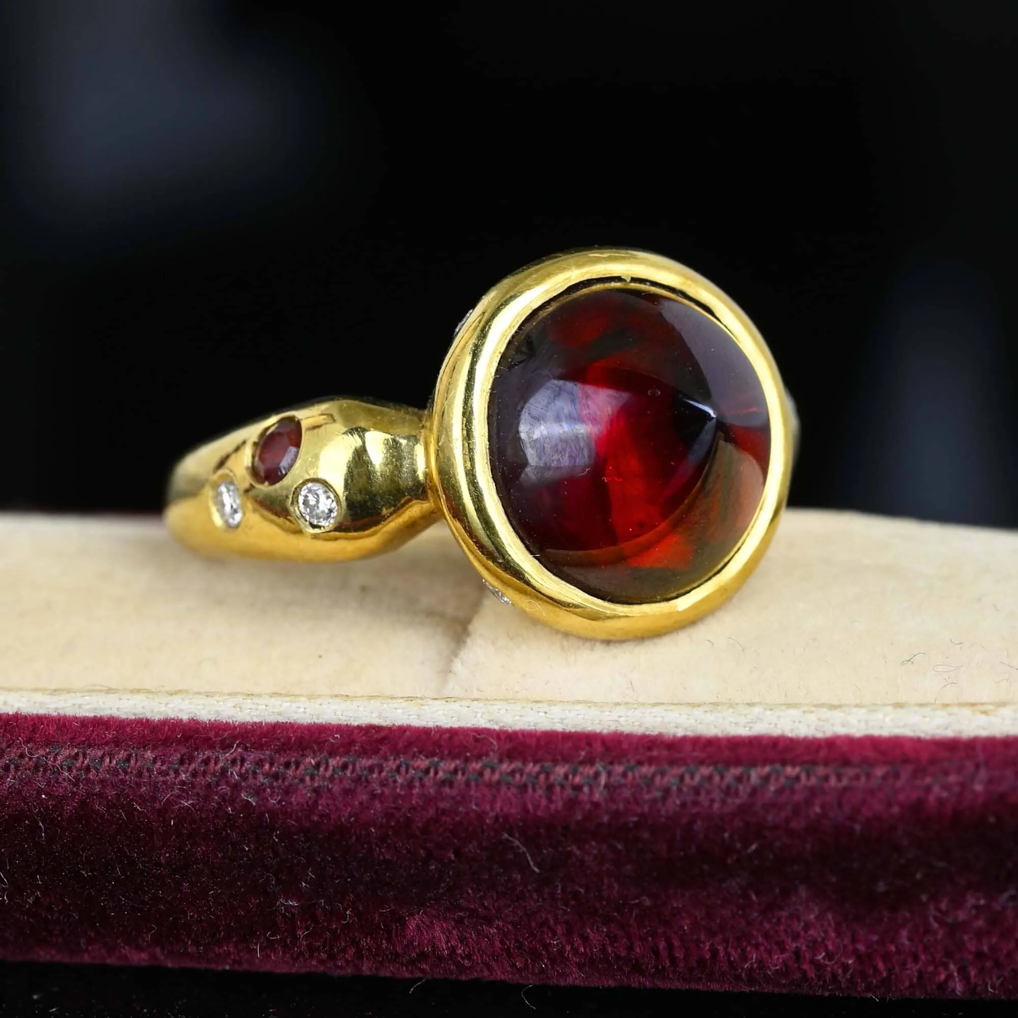 Unique 18K Gold Diamond Bullet Cabochon Garnet Ring