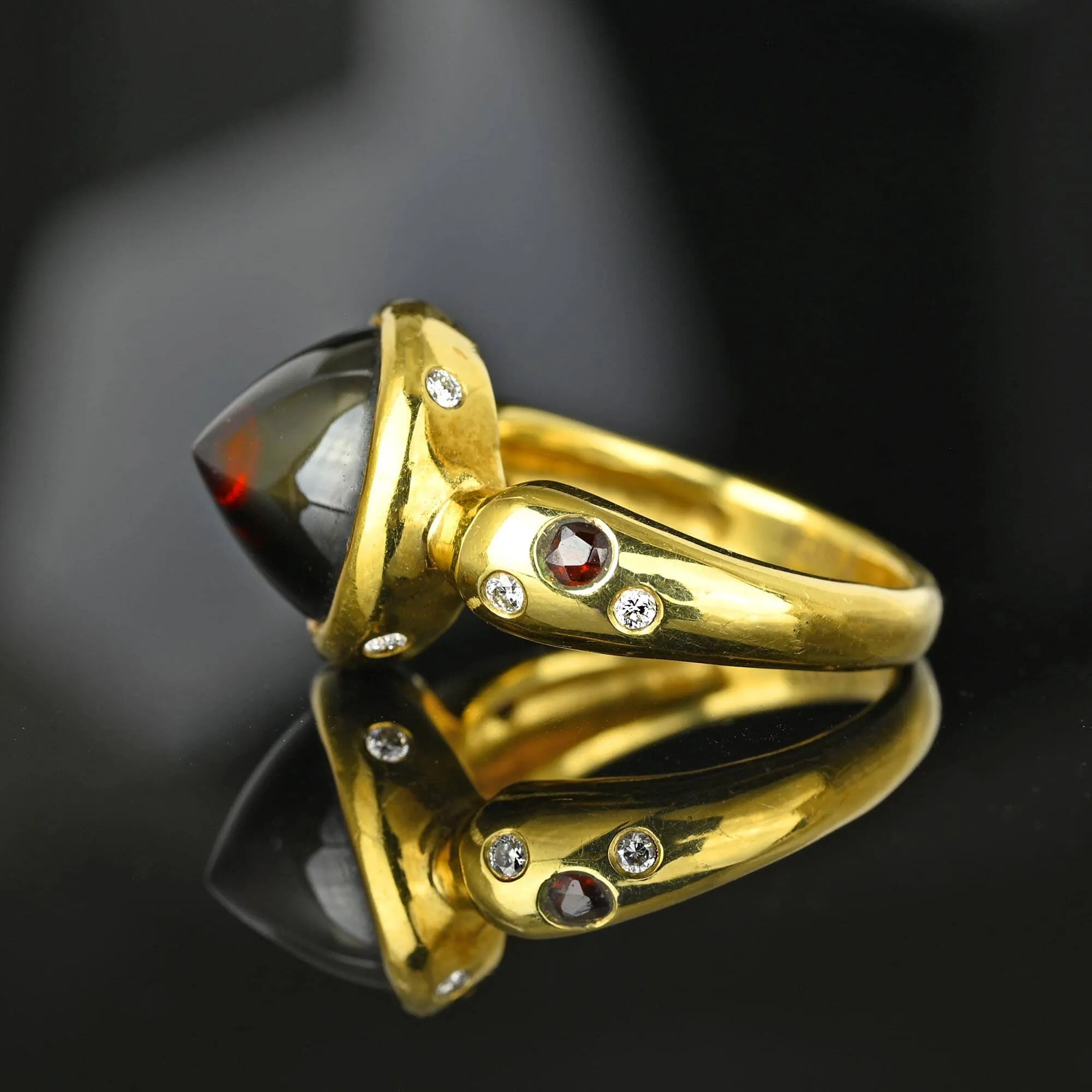 Unique 18K Gold Diamond Bullet Cabochon Garnet Ring