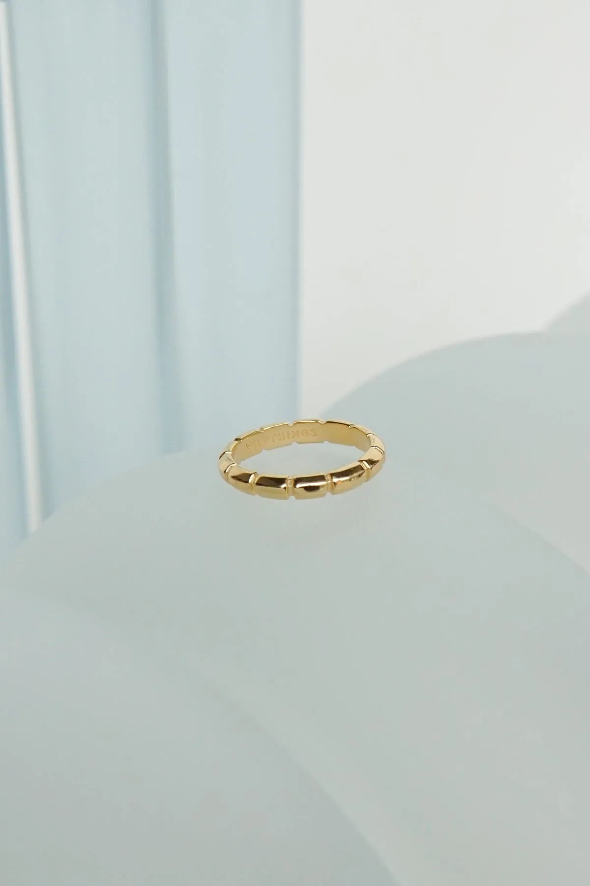 Vacance ring gold plated