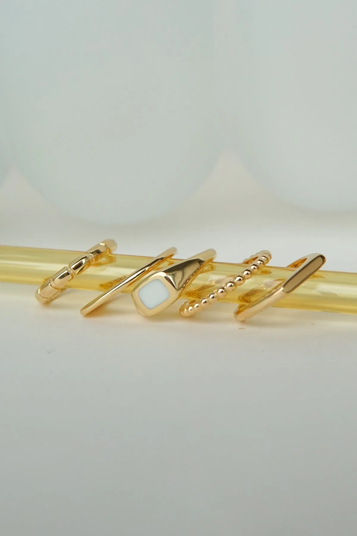 Vacance ring gold plated