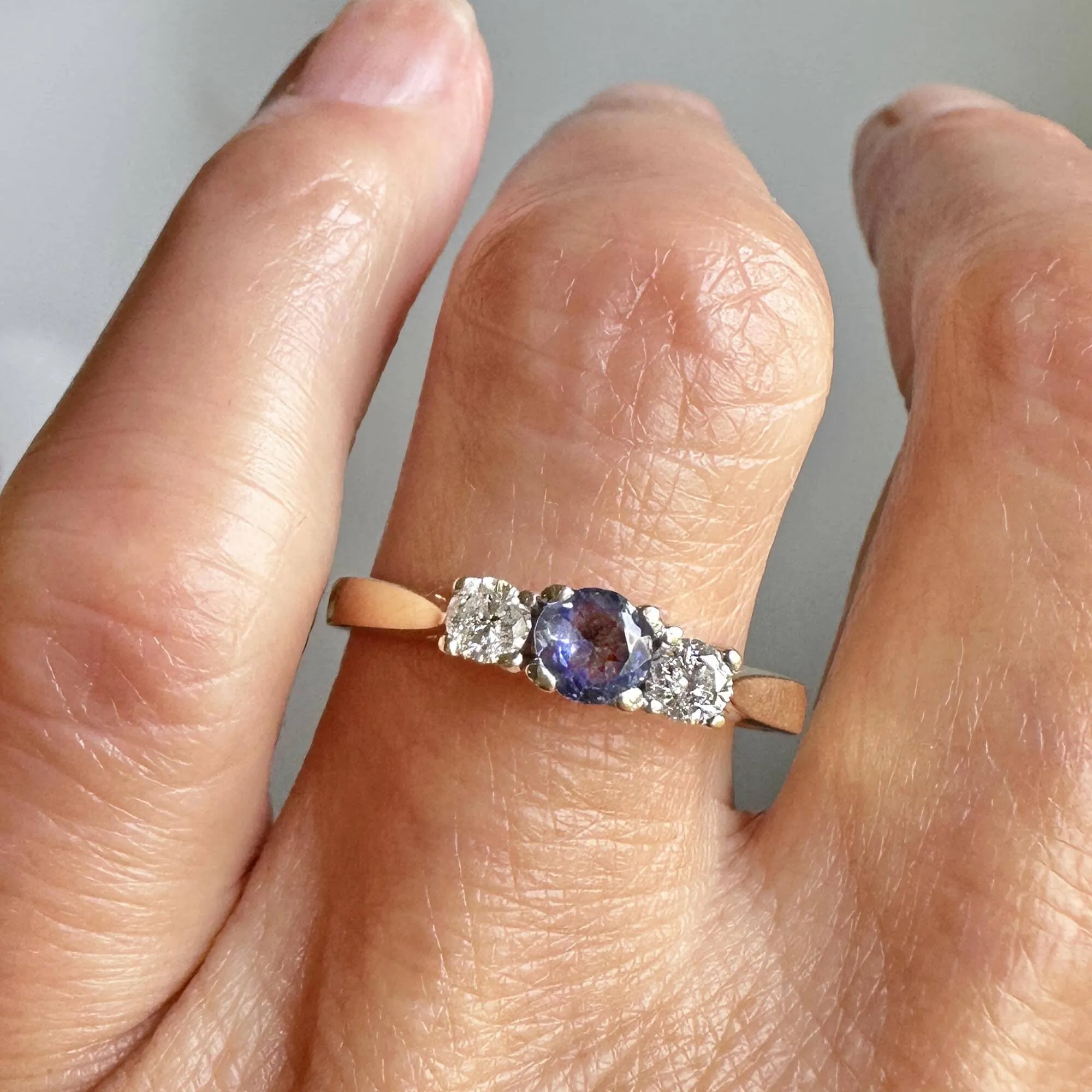 Vintage 14K Gold Three Stone Diamond Tanzanite Ring