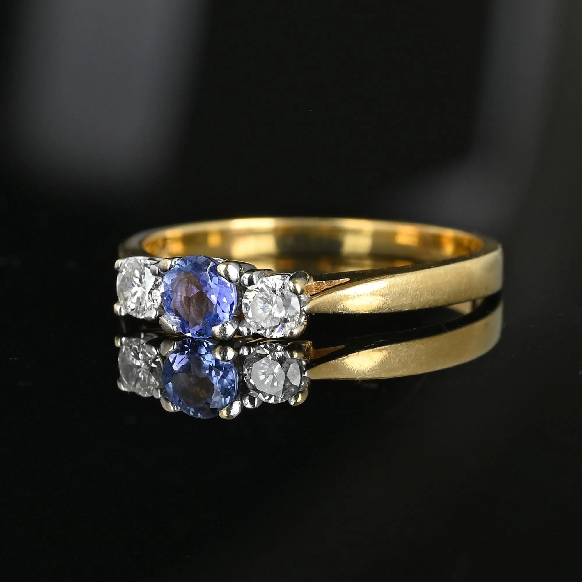 Vintage 14K Gold Three Stone Diamond Tanzanite Ring