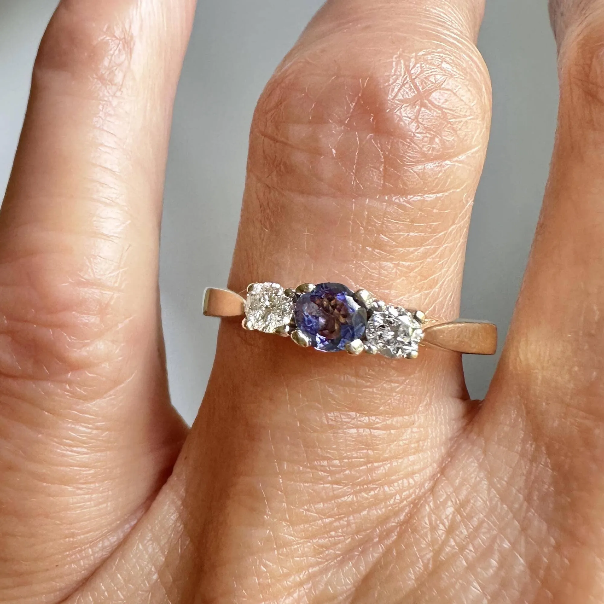 Vintage 14K Gold Three Stone Diamond Tanzanite Ring