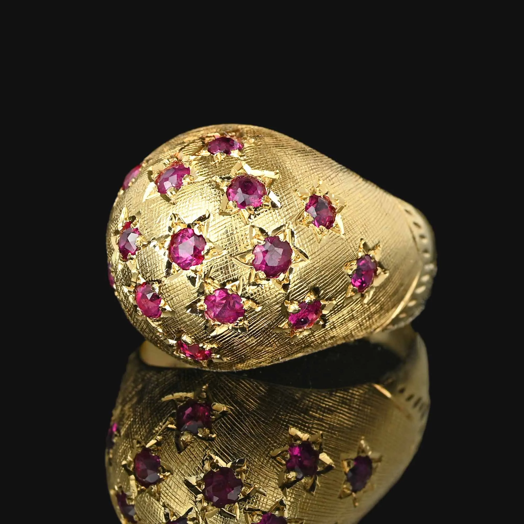 Vintage 18K Gold Bombe Ruby Dome Ring, Engraved Stars