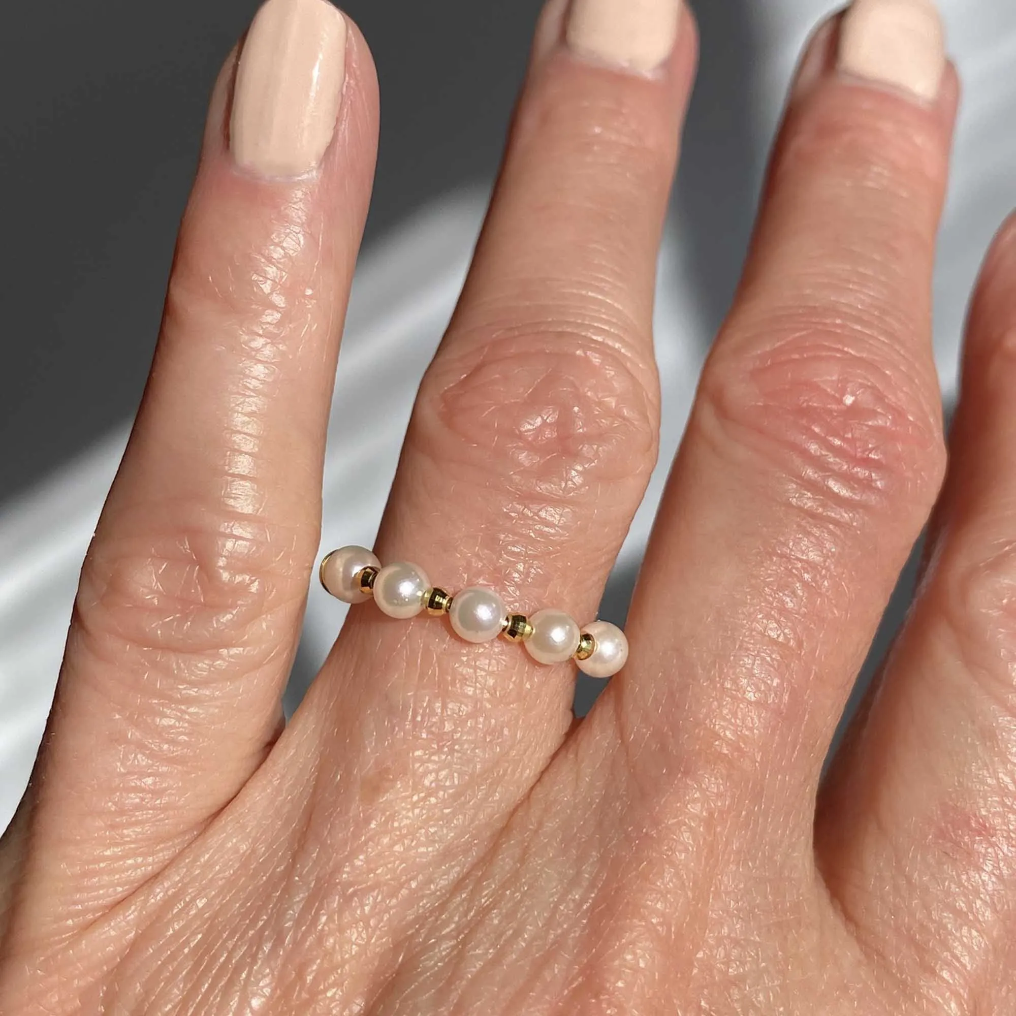 Vintage 18K Gold Half Hoop Pearl Ring