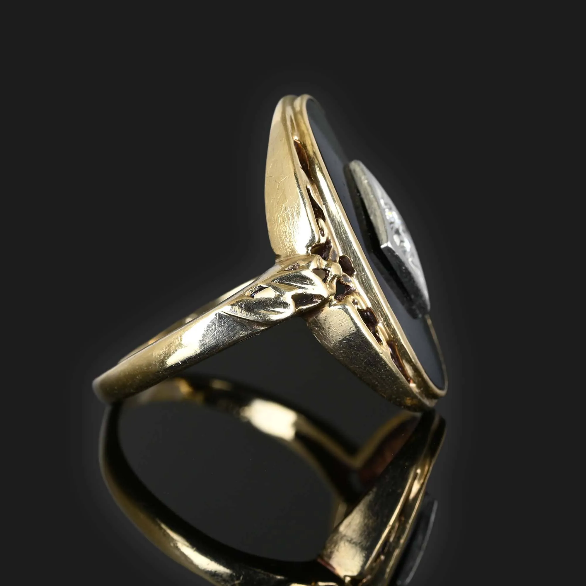 Vintage Black Onyx Diamond Ring in Gold