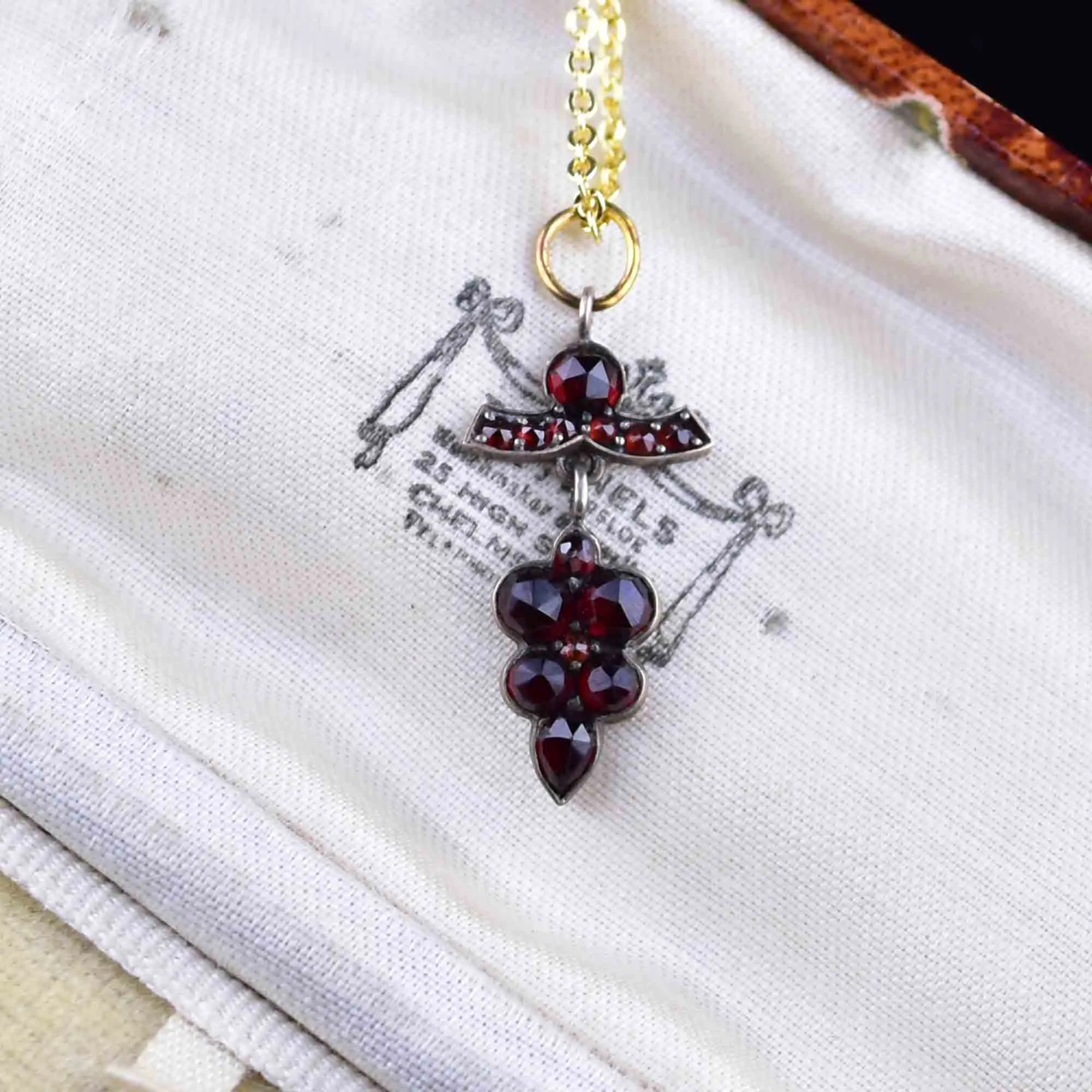 Vintage Rose Cut Bohemian Garnet Pendant Necklace