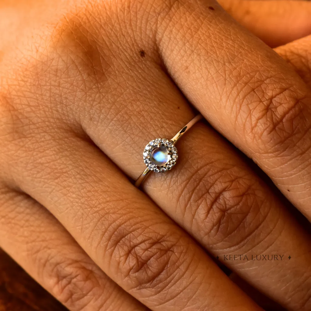 Whispering Moon - Moonstone Ring